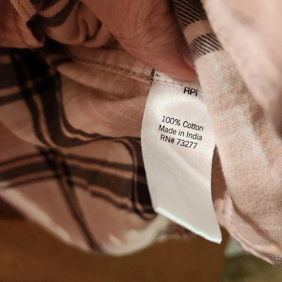 SO Size Large Cozy Plaid Button Down Flannel - Picture 6 of 10